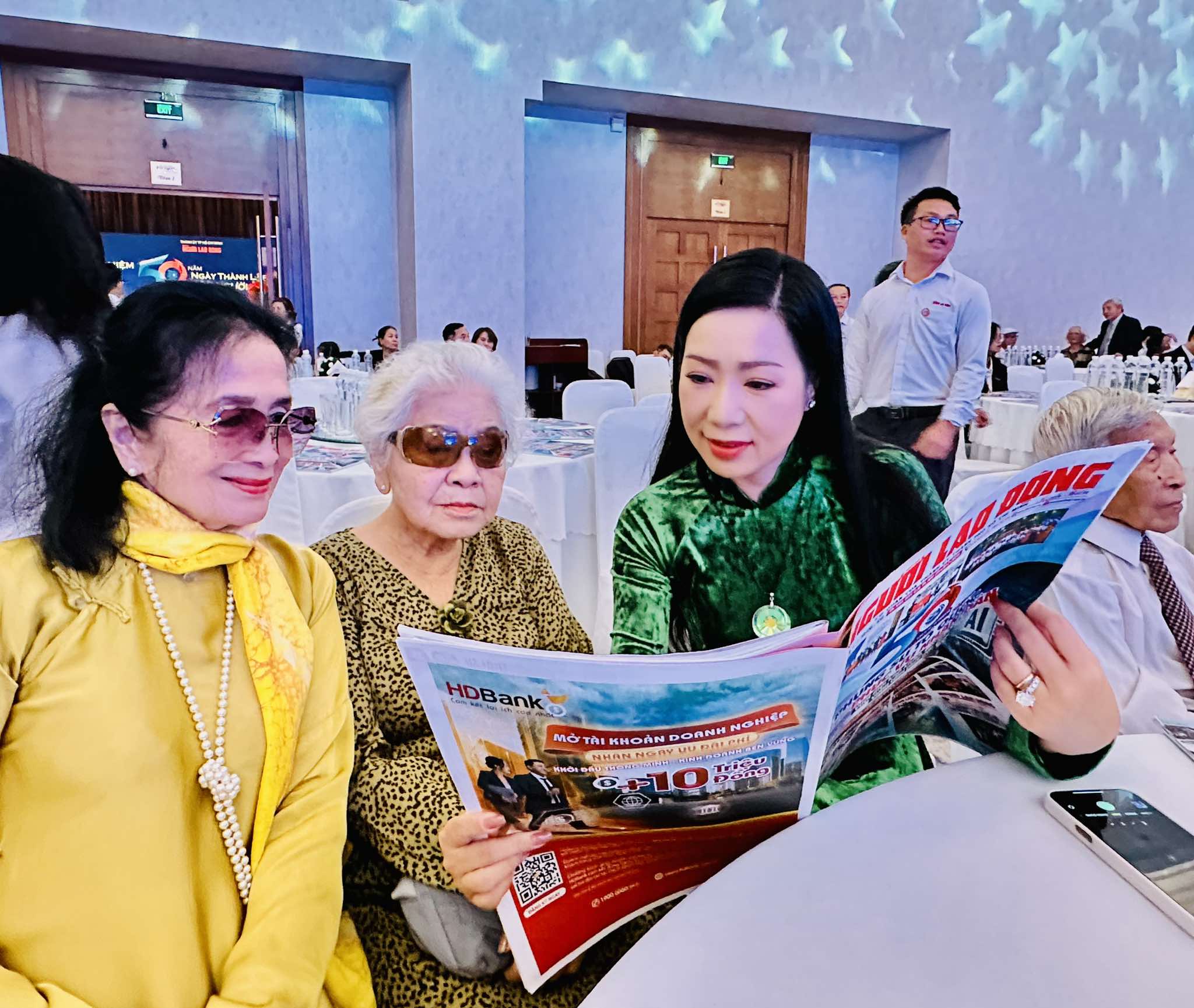 Dư âm: Báo NGƯỜI LAO ĐỘNG – 50 năm một hành trình vẻ vang trong trái tim nghệ sĩ- Ảnh 5.