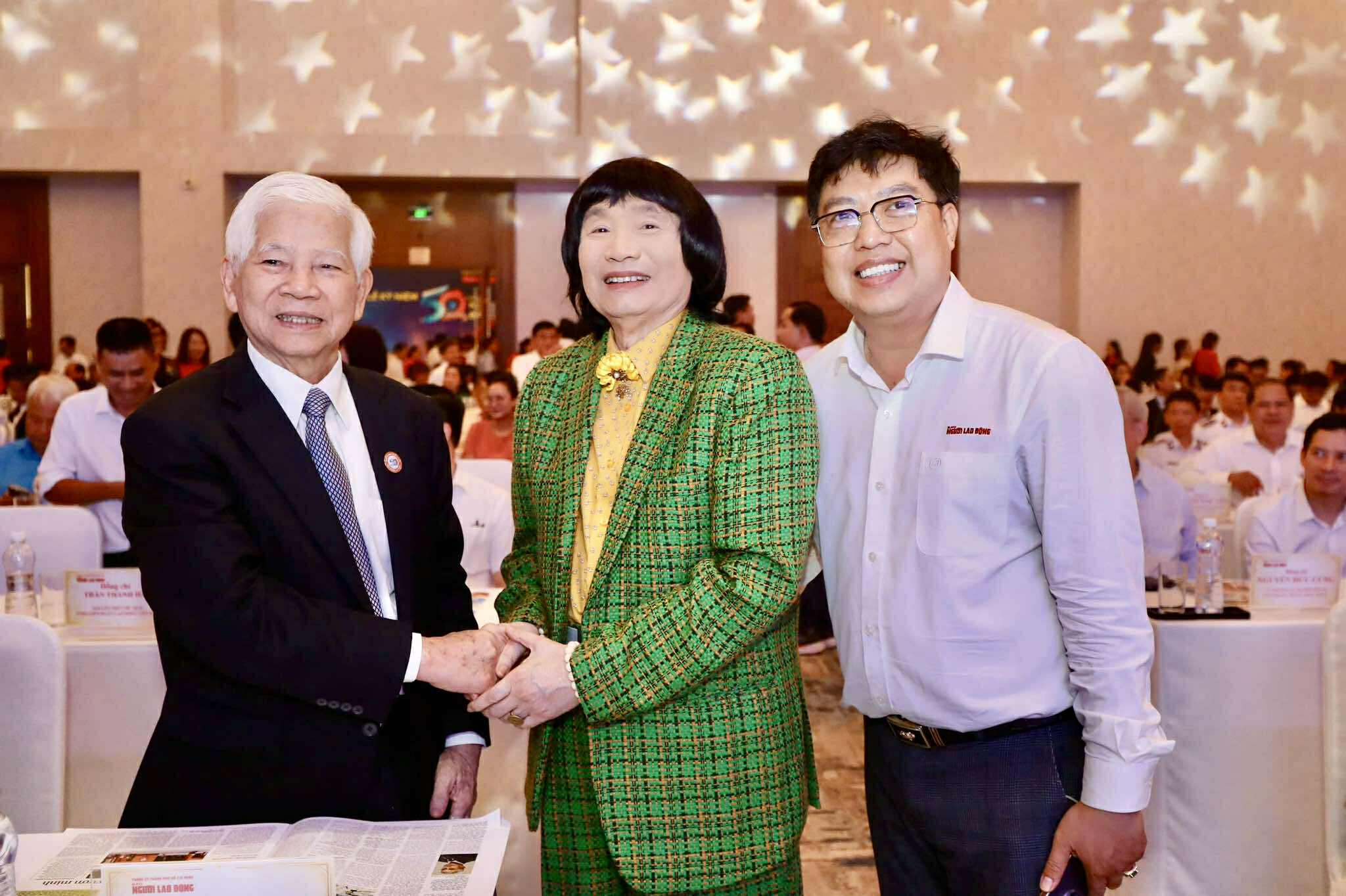 Dư âm: Báo NGƯỜI LAO ĐỘNG – 50 năm một hành trình vẻ vang trong trái tim nghệ sĩ- Ảnh 2.