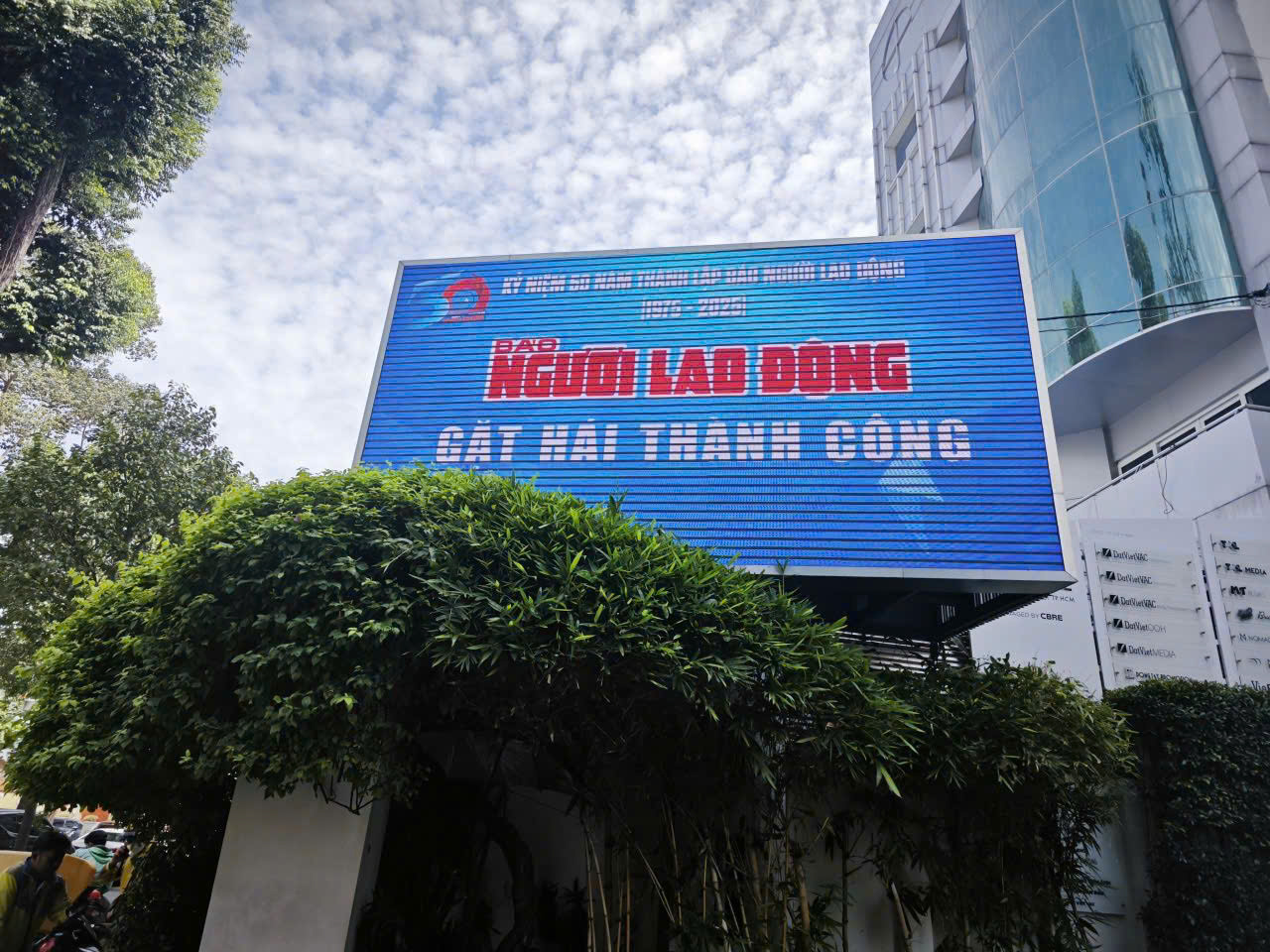 H&agrave;nh tr&igrave;nh nửa thế kỷ B&aacute;o Người Lao Động rực rỡ giữa l&ograve;ng TP HCM- Ảnh 15.