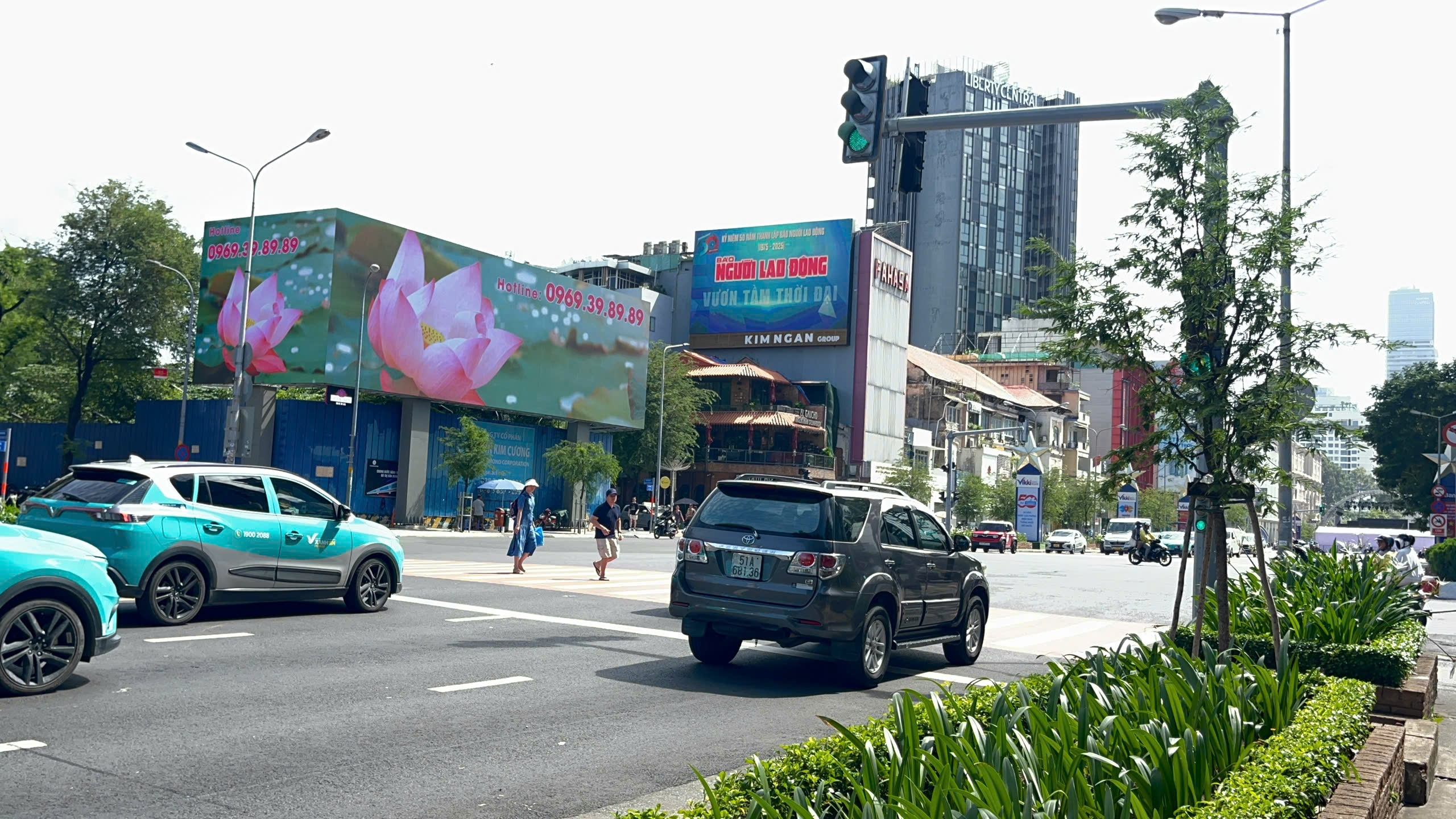 H&agrave;nh tr&igrave;nh nửa thế kỷ B&aacute;o Người Lao Động rực rỡ giữa l&ograve;ng TP HCM- Ảnh 21.
