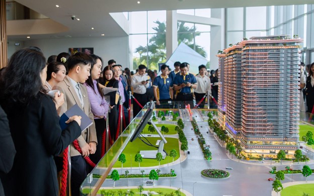 Lễ ra mắt dự án biểu tượng kế bên Cầu Rồng - The Legend Danang
