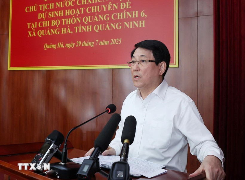 Chủ tịch nước Lương Cường dự sinh hoạt chi bộ th&ocirc;n tại Quảng Ninh- Ảnh 2.