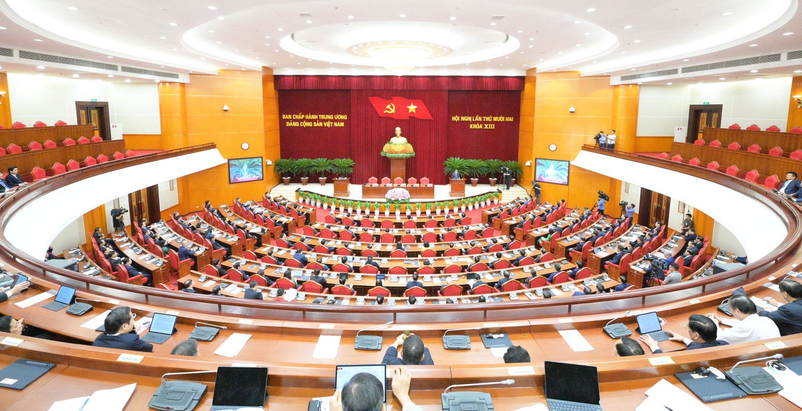 1.588 đại biểu sẽ dự Đại hội lần thứ XIV của Đảng- Ảnh 1.