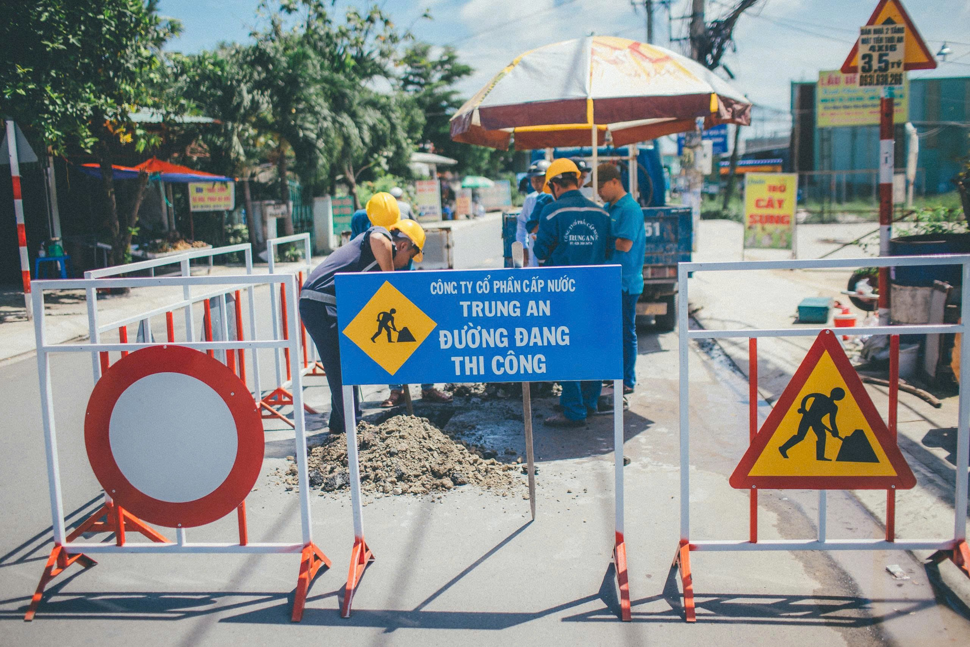 TP HCM: Người dân cảnh báo thủ đoạn lừa đảo gắn đồng hồ nước trái phép- Ảnh 3.