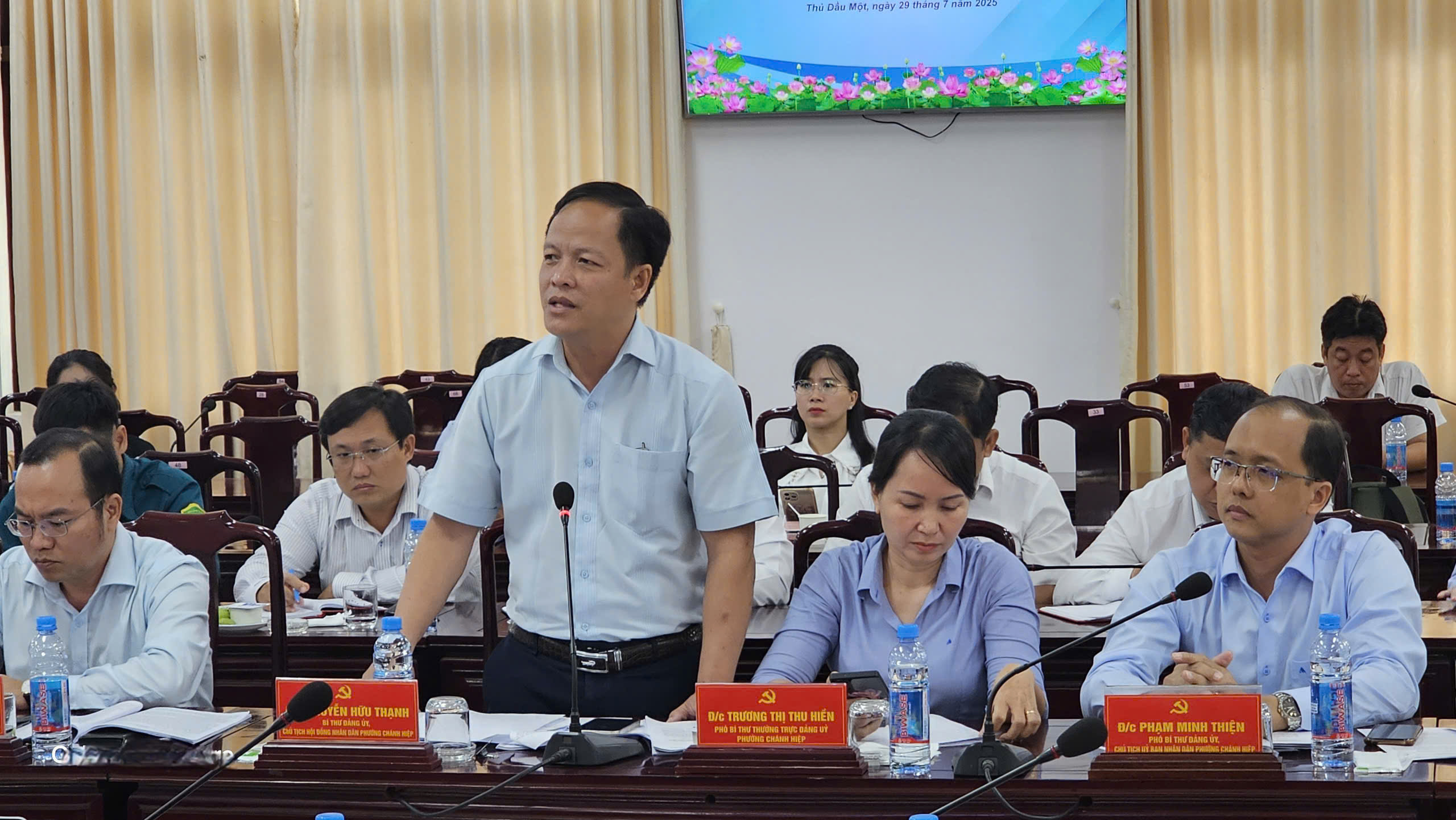 Chủ tịch HĐND TP HCM l&agrave;m việc với phường Thủ Dầu Một, Ch&aacute;nh Hiệp v&agrave; Ph&uacute; Lợi- Ảnh 2.
