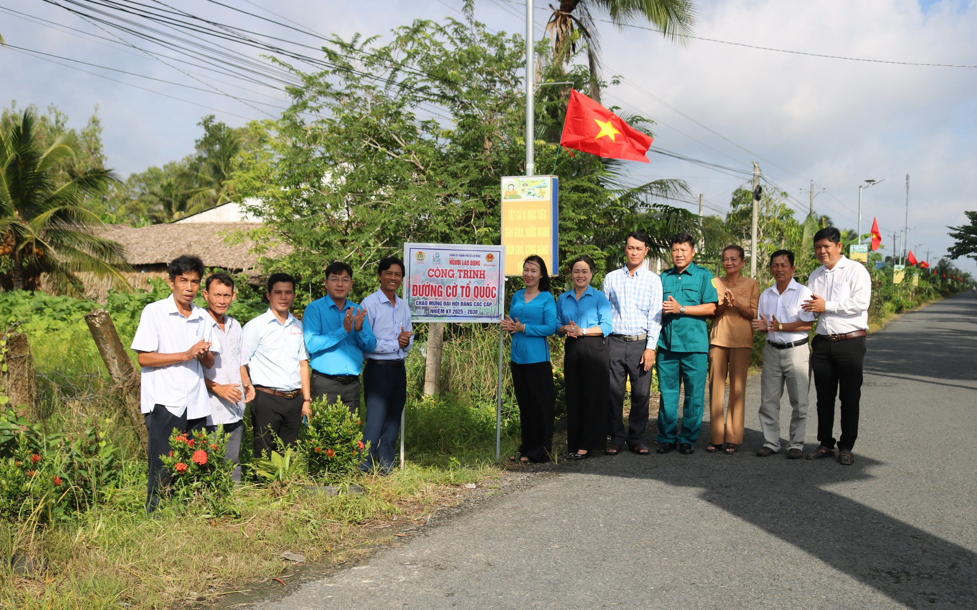 Cần Thơ có thêm tuyến “Đường cờ Tổ quốc” dài 13km