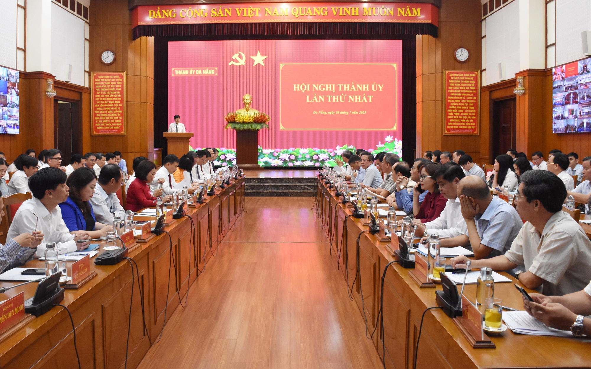 Thành ủy Đà Nẵng công bố các quyết định quan trọng