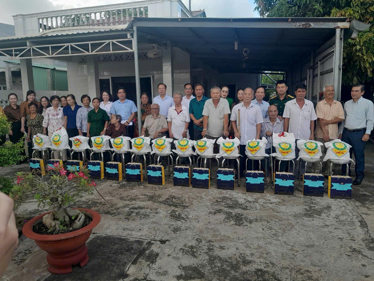 Công ty Xổ số kiến thiết Long An tích cực thực hiện an sinh xã hội và đền ơn đáp nghĩa- Ảnh 4.