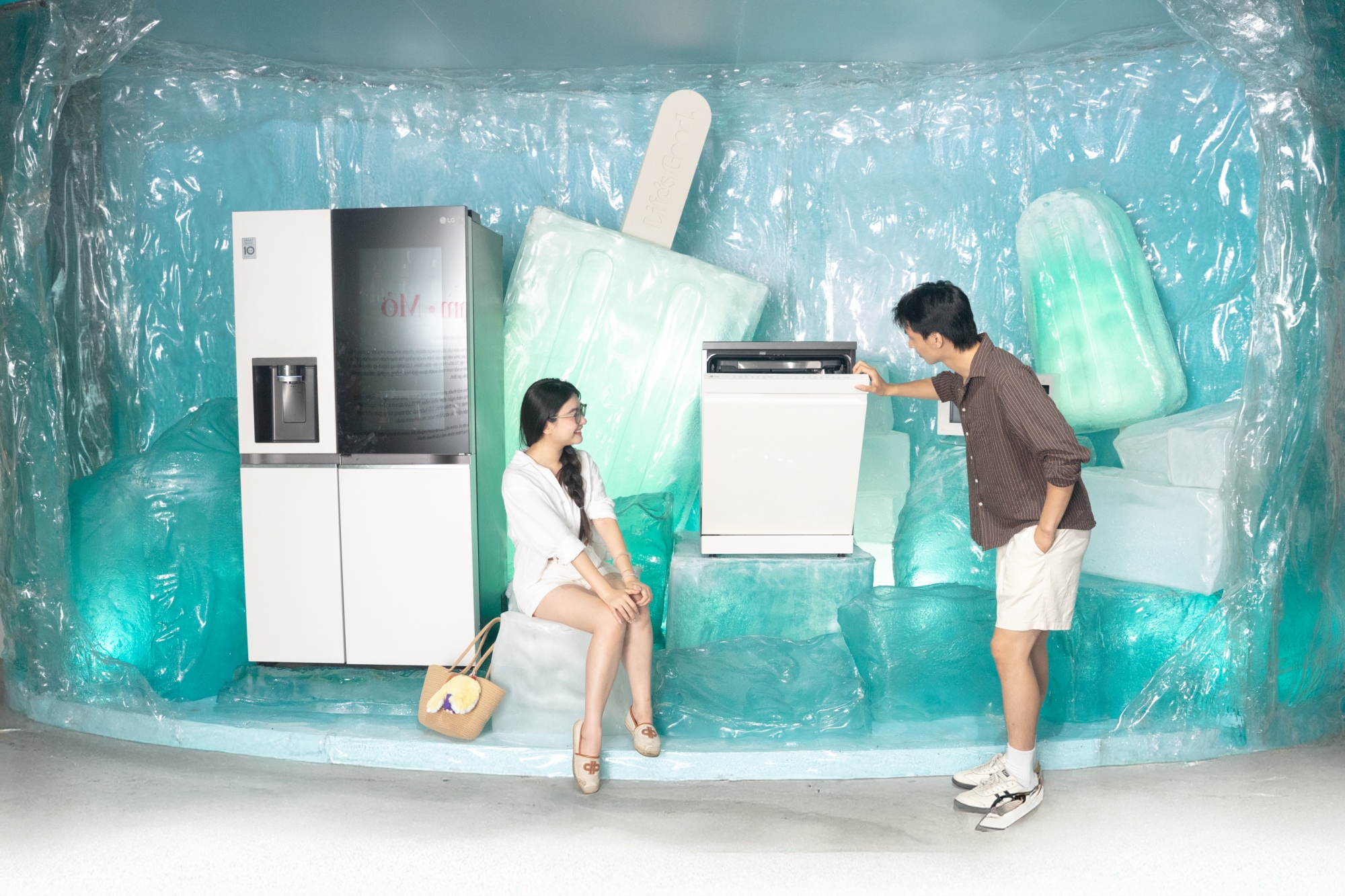 Từ chiếc tivi ăng-ten đến hành trình 30 năm của LG tại Việt Nam- Ảnh 2.