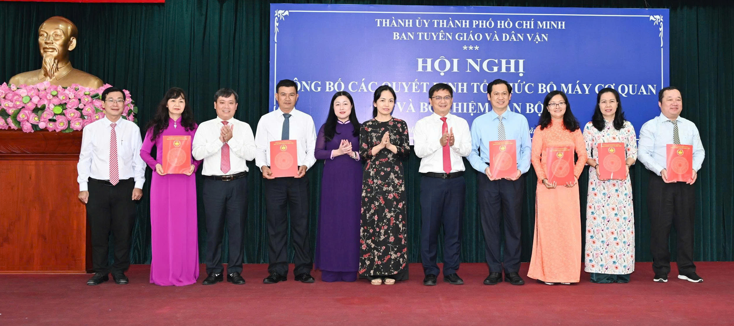 Thành ủy TP HCM vừa có quyết định tạm giao biên chế trong năm 2025- Ảnh 1.