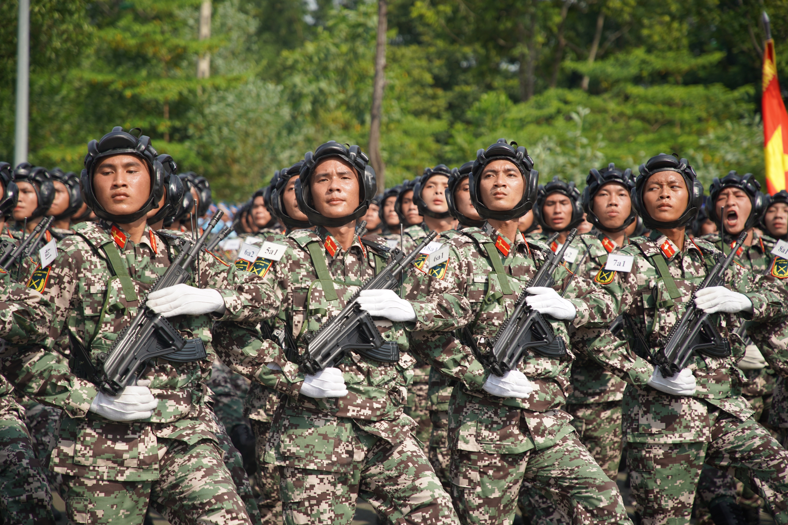 Chiến sĩ qu&acirc;n đội đổ mồ h&ocirc;i tr&ecirc;n thao trường, sẵn s&agrave;ng diễu binh, diễu h&agrave;nh ng&agrave;y Quốc kh&aacute;nh 2-9- Ảnh 3.