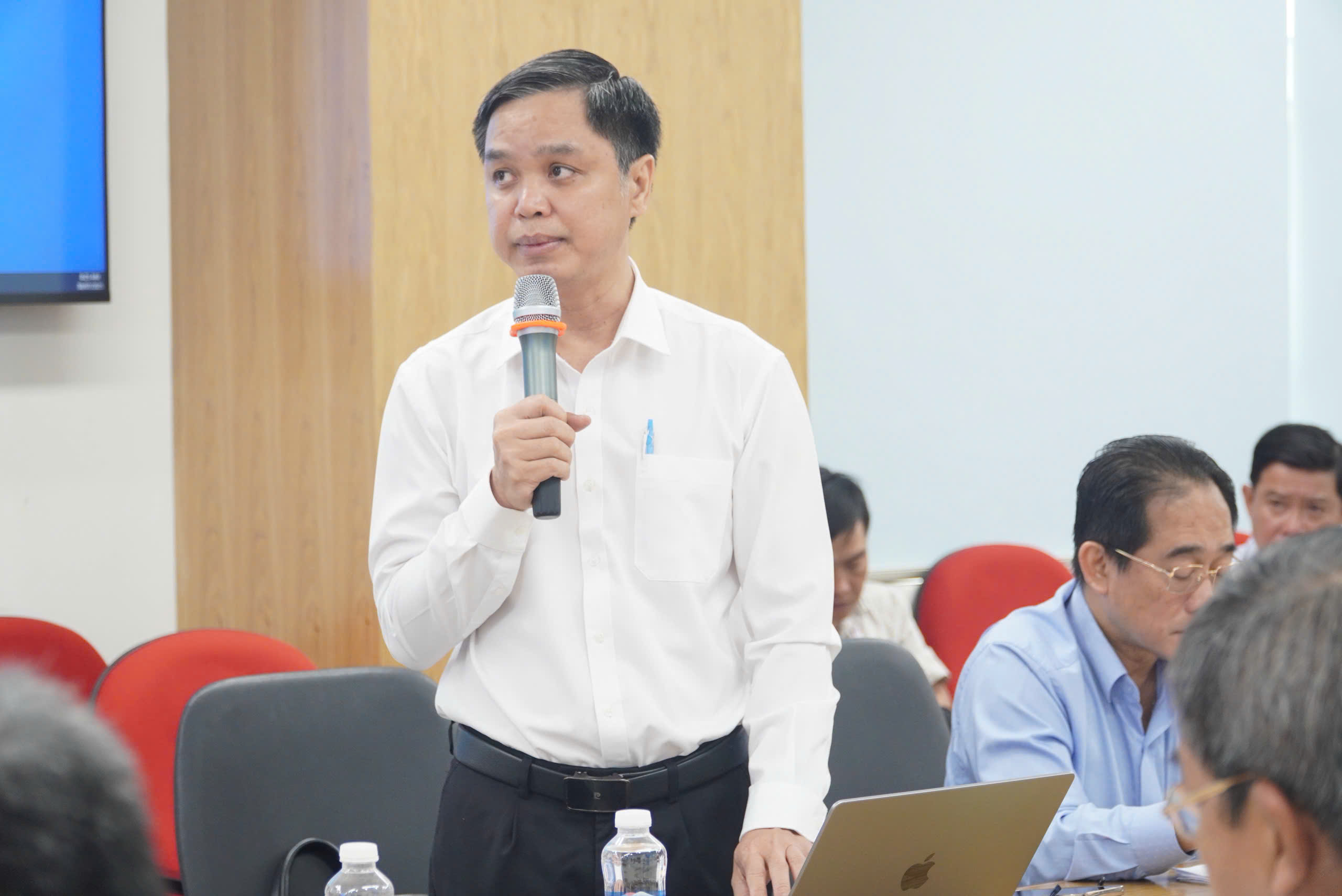 Các bệnh viện TP HCM nói gì về nạn "cò” khám bệnh?- Ảnh 4.