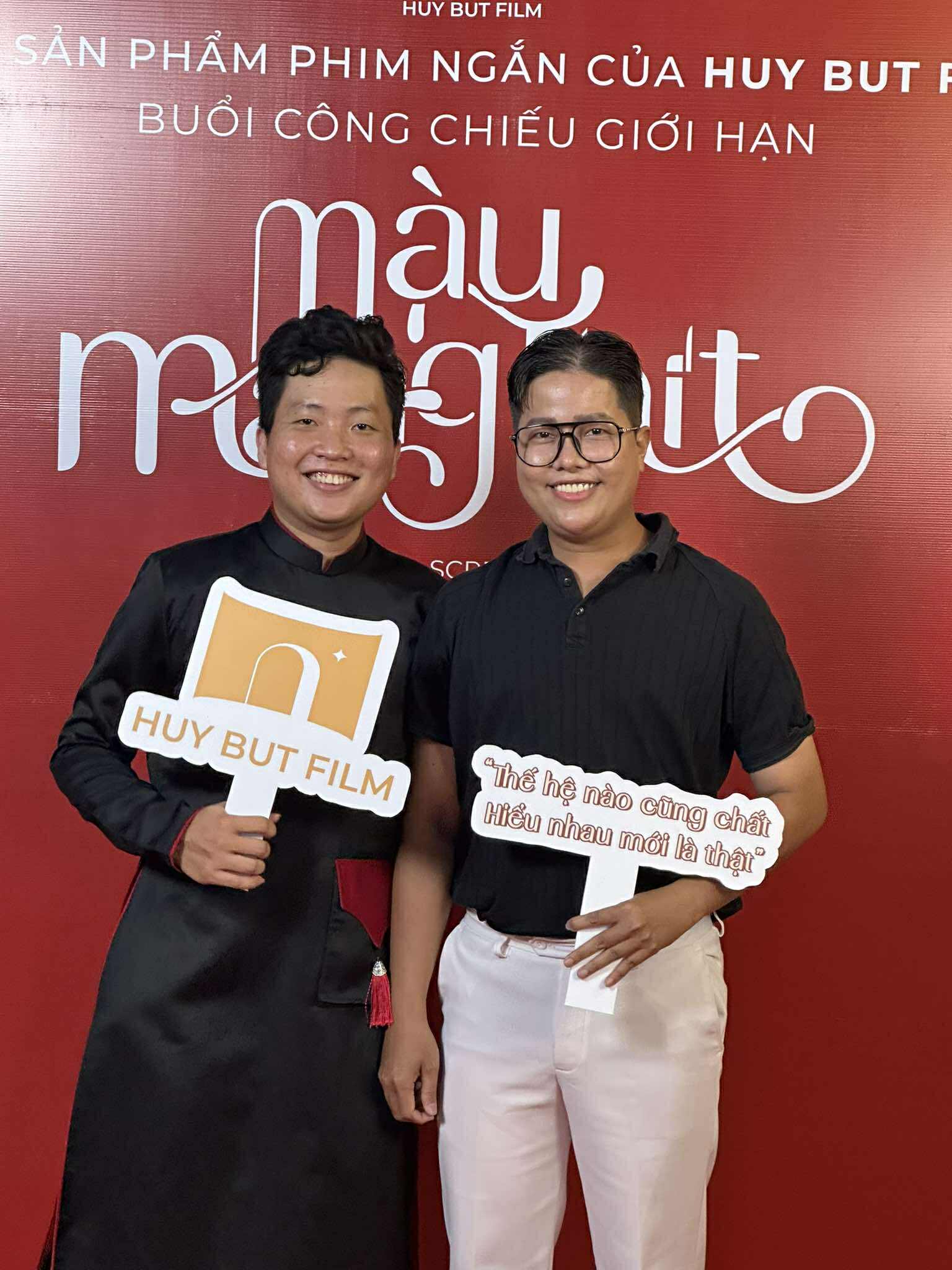 "M&agrave;u Mang Th&iacute;t&rdquo; &ndash; Dấu ấn đầu tay đầy nh&acirc;n văn của đạo diễn trẻ Ho&agrave;ng Huy Bụt  - Ảnh 1.