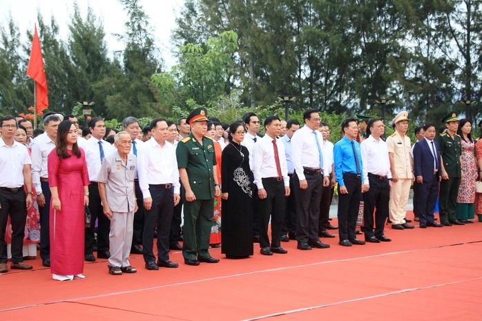 95 năm ng&agrave;y truyền thống Ng&agrave;nh Tuy&ecirc;n gi&aacute;o của Đảng: Viết tiếp h&agrave;nh tr&igrave;nh vẻ vang - Ảnh 10.