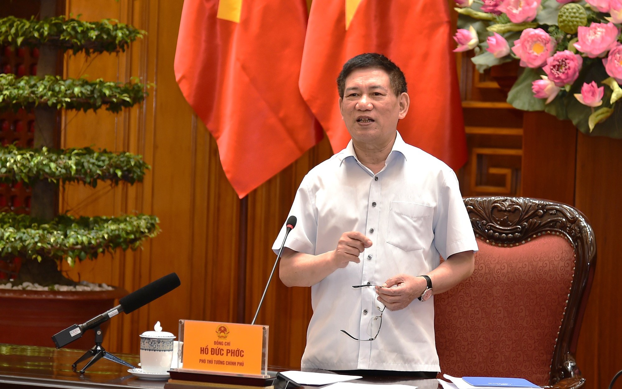 Phó Thủ tướng họp với doanh nghiệp chứng khoán, bất động sản về Luật Thuế thu nhập cá nhân