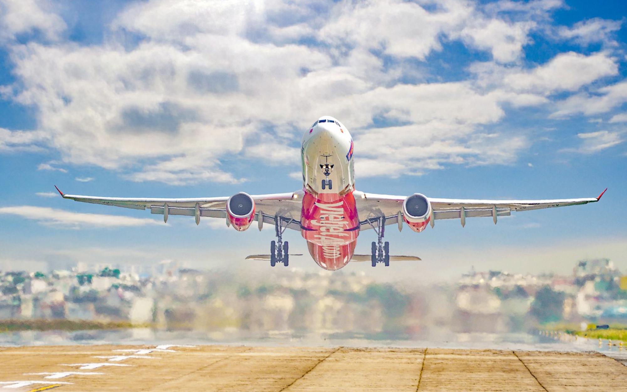 Vietjet vượt kế hoạch kinh doanh, ghi dấu ấn nhiều đơn đặt hàng tàu bay lớn