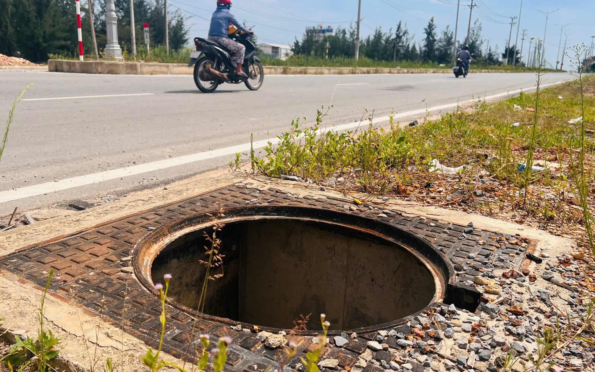 Chủ tịch tỉnh Quảng Trị yêu cầu làm rõ vụ mất trộm kỳ lạ trên tuyến đường 210 tỉ đồng