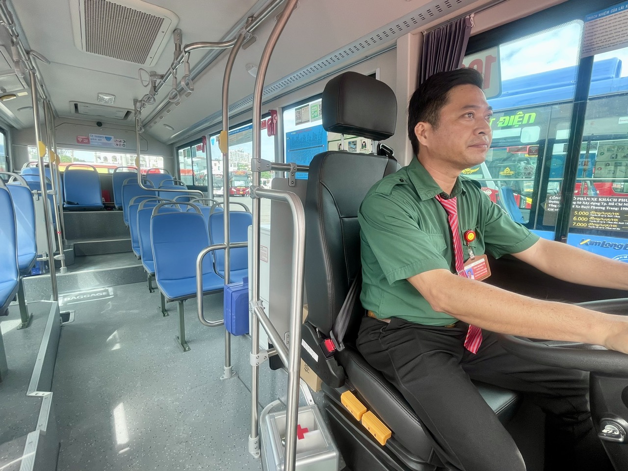 Ng&agrave;y mai, TP HCM đưa th&ecirc;m 600 xe bu&yacute;t mới v&agrave;o hoạt động - Ảnh 3.