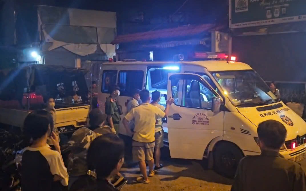 TP HCM: Nam sinh viên nghi rơi lầu chung cư tử vong