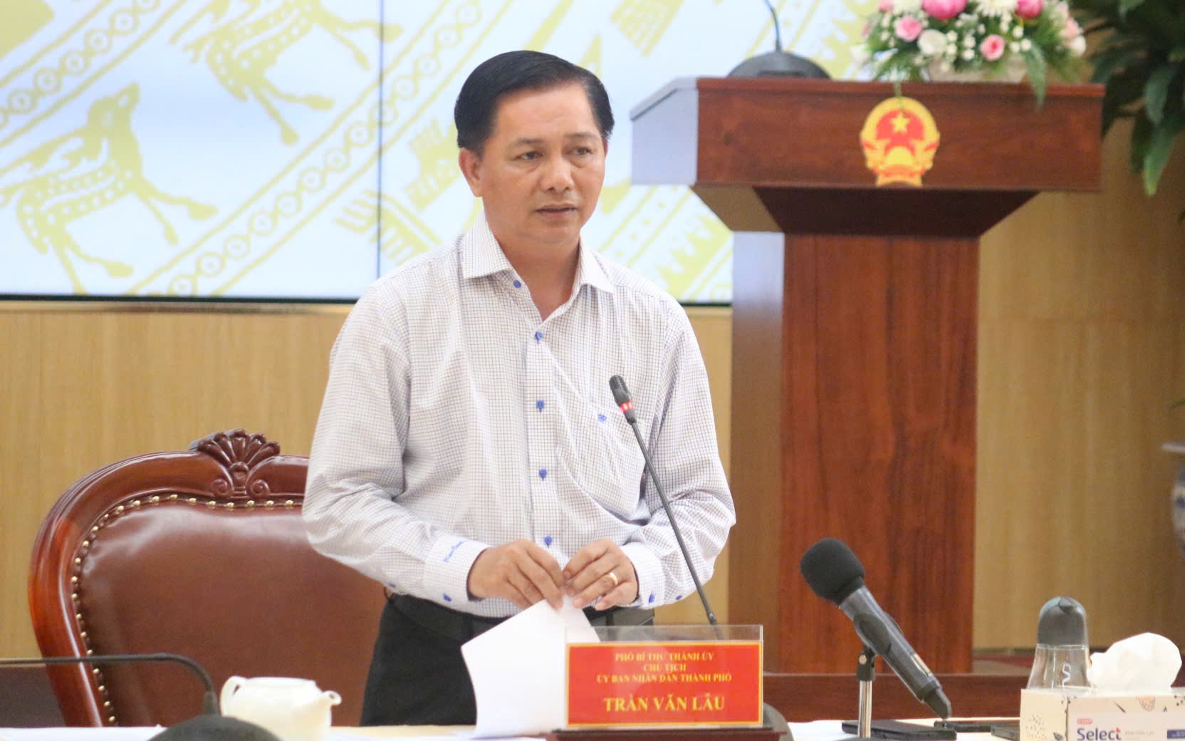 Chủ tịch Cần Thơ yêu cầu chấn chỉnh việc mất đoàn kết tại nhiều bệnh viện công