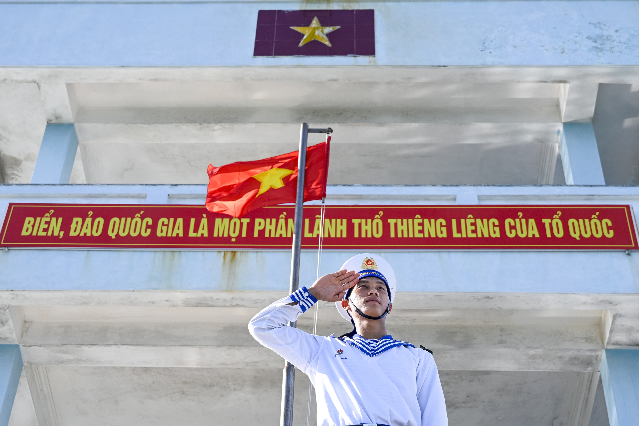 Tổ quốc và người lính biển: Hình ảnh Tự hào của Hải quân Nhân dân Việt Nam - Ảnh 8.