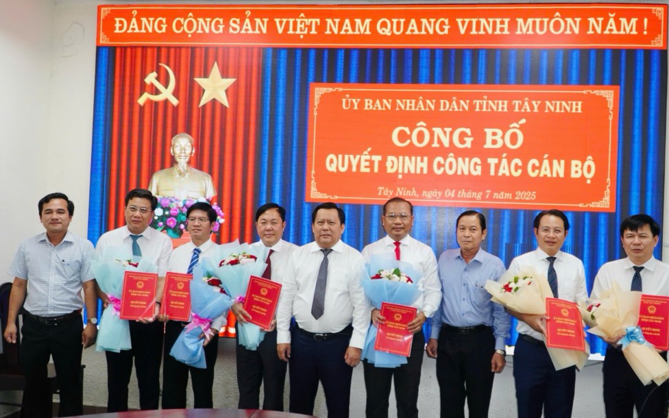 Bổ nhiệm Trưởng Ban và 5 Phó Trưởng Ban Quản lý Khu Kinh tế tỉnh Tây Ninh