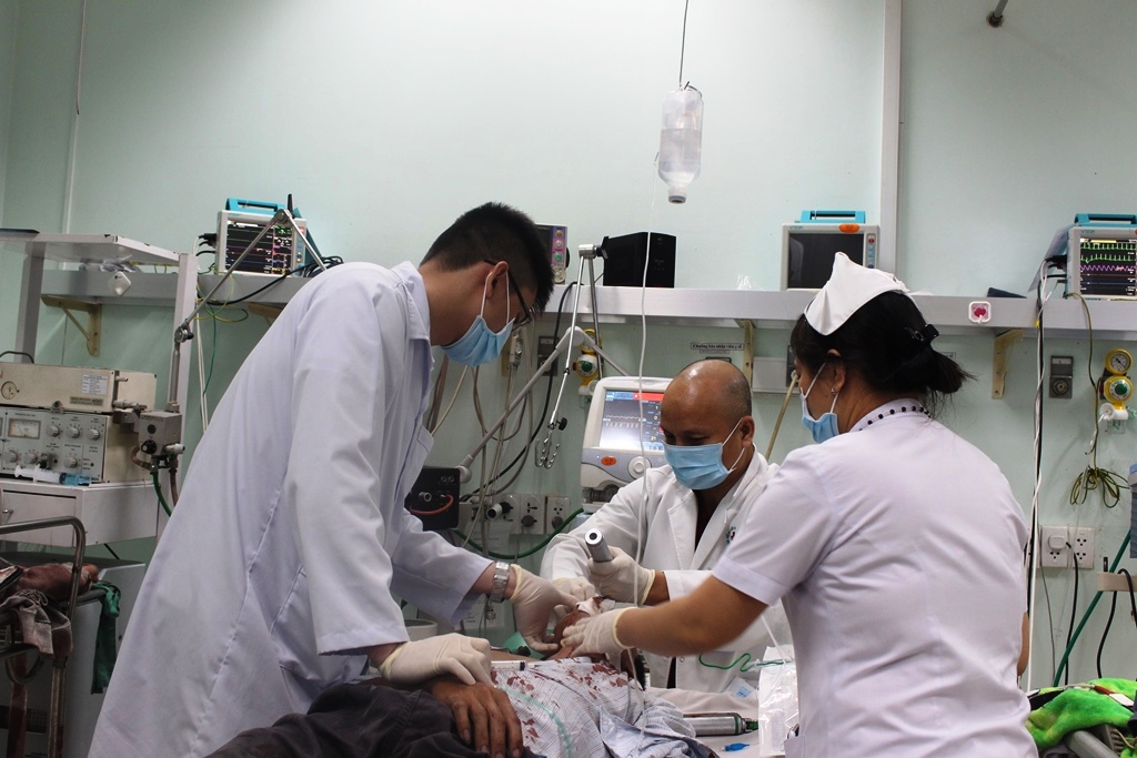Bác sĩ giành sự sống cho chàng trai bị “bạn gái ảo” lừa sang Campuchia- Ảnh 1.