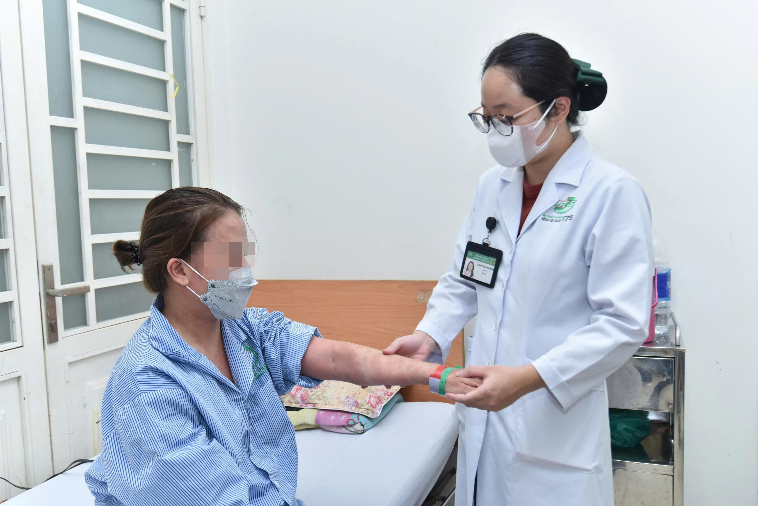 Một phụ nữ su&yacute;t chết khi uống collagen, thuốc giảm c&acirc;n mua tr&ecirc;n mạng- Ảnh 3.