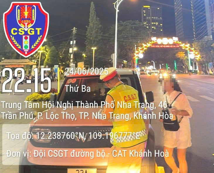 Tình huống pháp lý vụ "cô giáo vùng cao" run sợ khi đến Nha Trang- Ảnh 1.