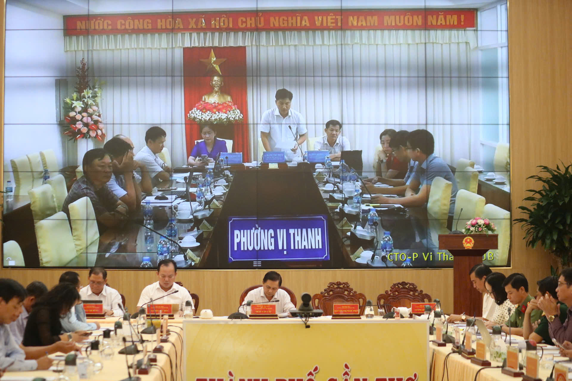 Chủ tịch UBND TP Cần Thơ có chỉ đạo "nóng" đối với 103 xã, phường- Ảnh 2.