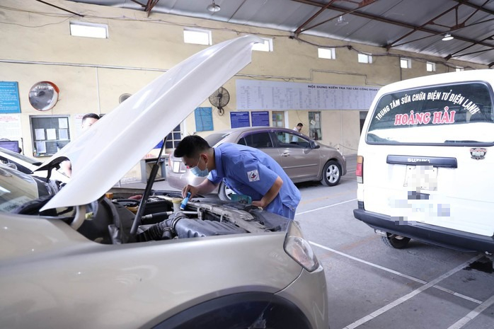 Mua &ocirc; t&ocirc; cũ v&agrave; những kh&oacute; khăn khi đăng kiểm xe cũ kh&ocirc;ng sang t&ecirc;n- Ảnh 1.