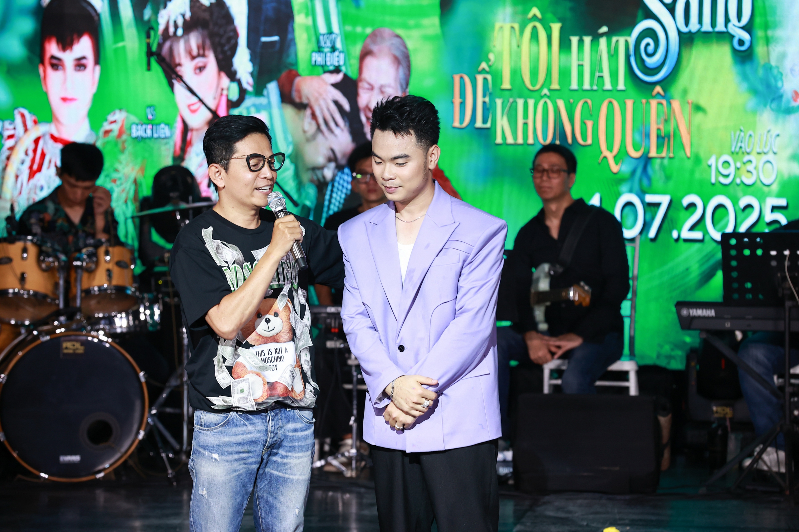 Học trò ca sĩ Mạnh Quỳnh - Trường Sang - làm điều đặc biệt cho Sỹ Ben - Ảnh 1.