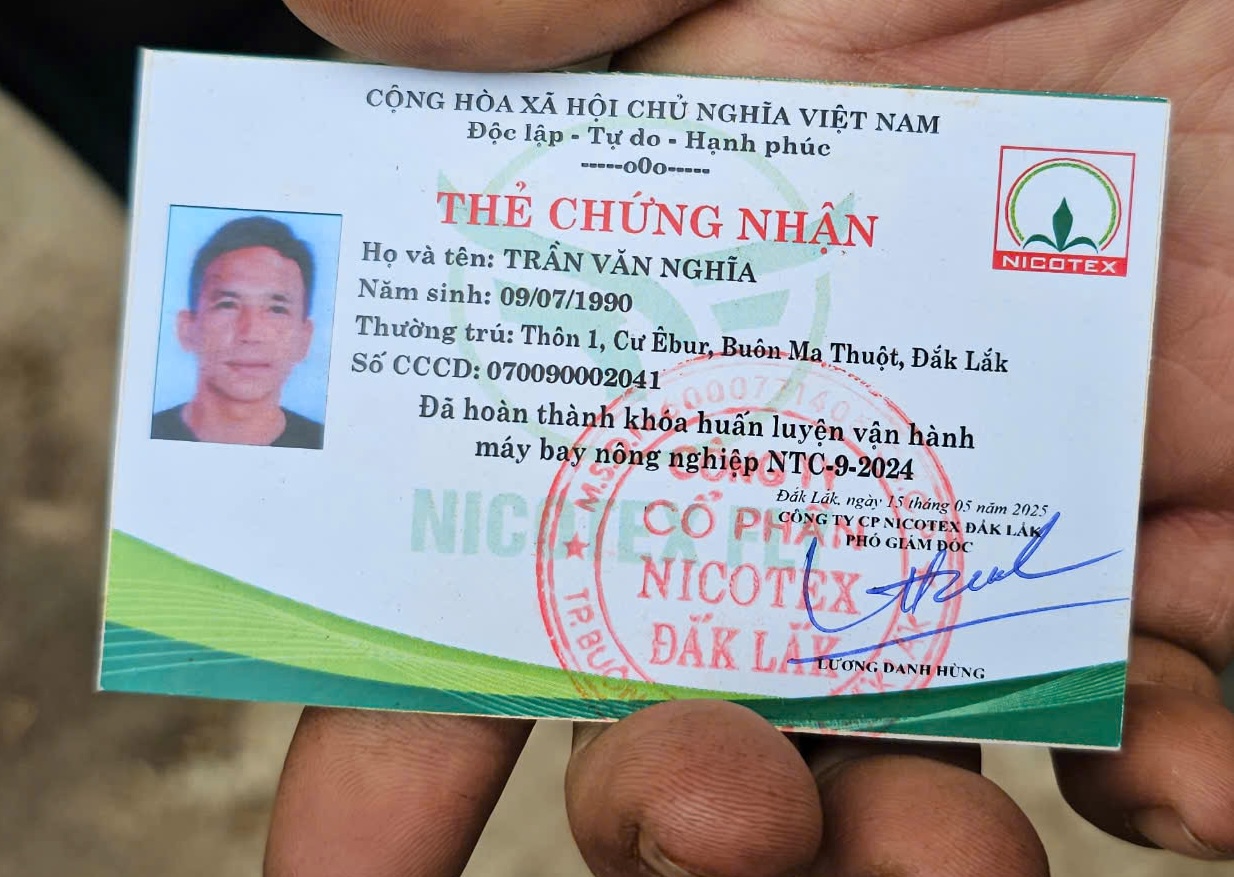 Anh nông dân dùng máy bay không người lái cứu 2 trẻ: Lúc đó tôi lo lắm!- Ảnh 1.