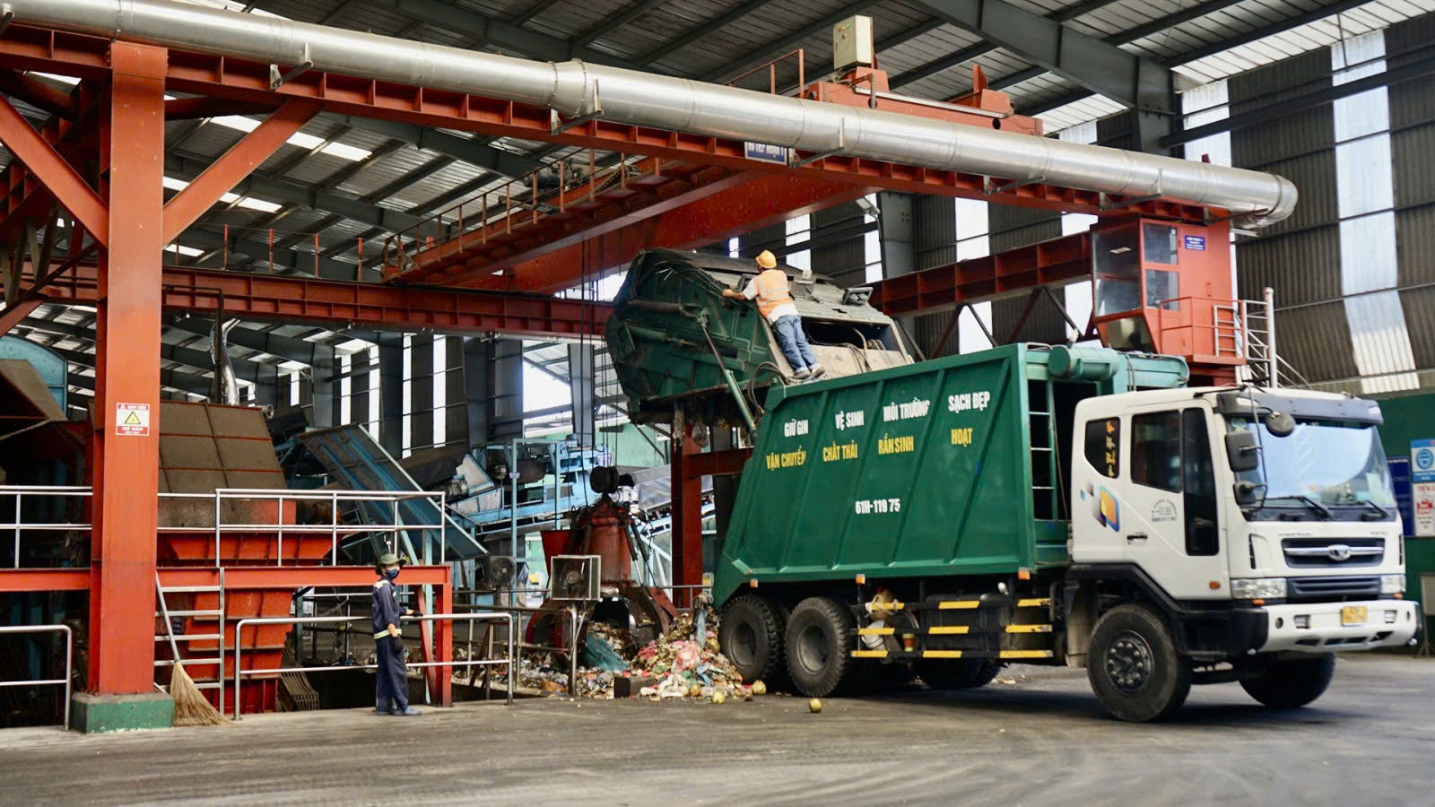 Biến rác thành năng lượng sạch- Ảnh 1.