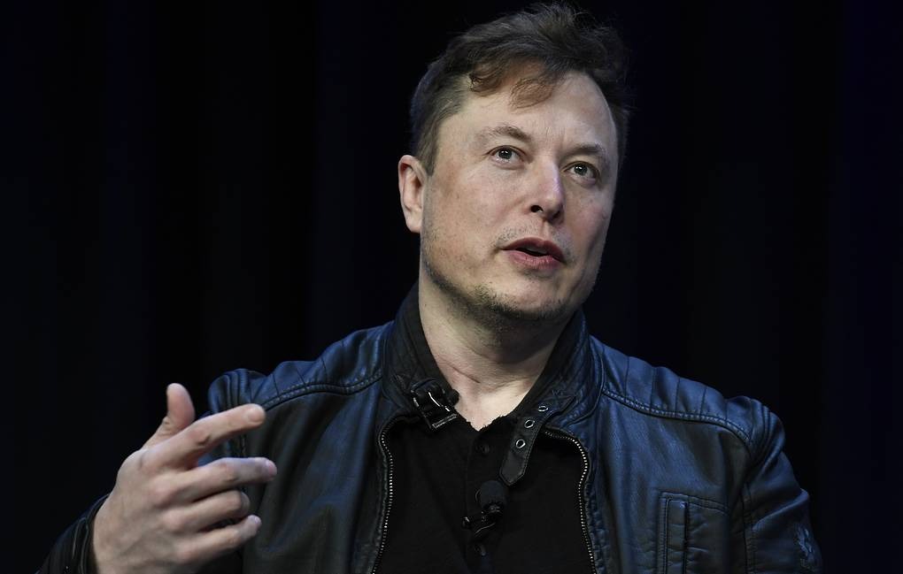 Tỉ phú Musk có hành động bất ngờ đối trọi ông Donald Trump - Ảnh 1.