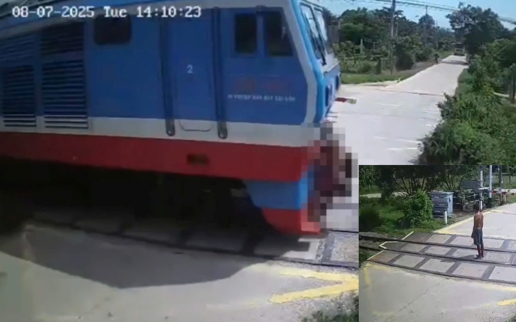 Camera ghi lại khoảnh khắc người đàn ông “đứng im khi tàu hỏa lao tới” 