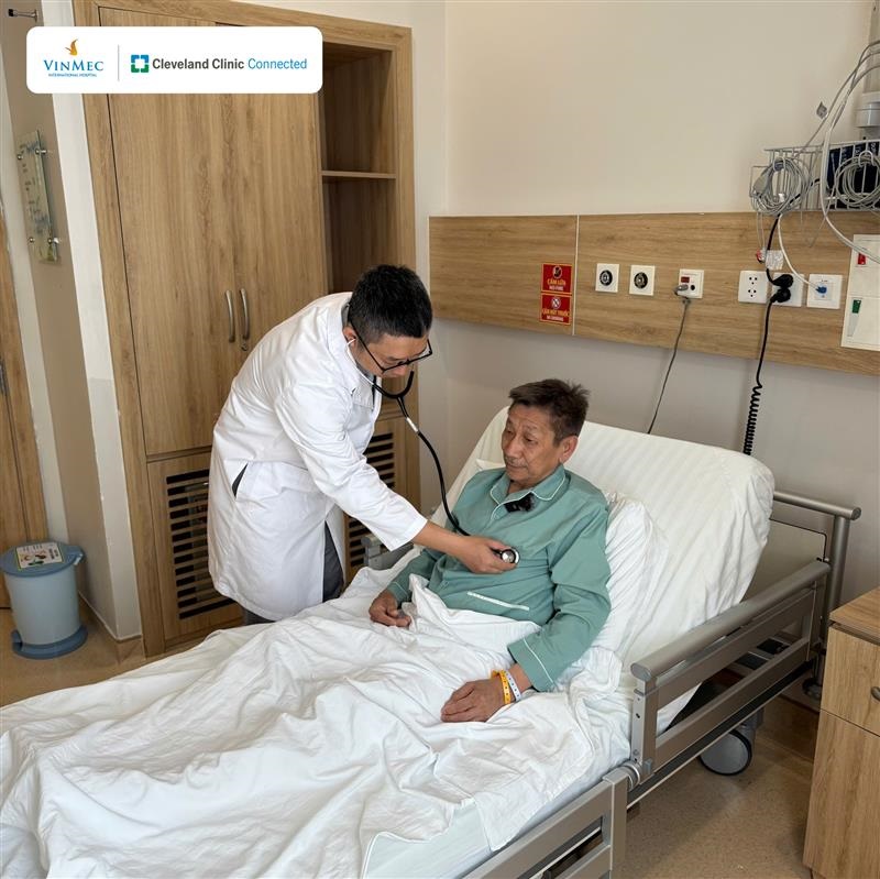 60 phút vàng cứu sống ngoạn mục Việt kiều Canada bị nhồi máu cơ tim- Ảnh 2.