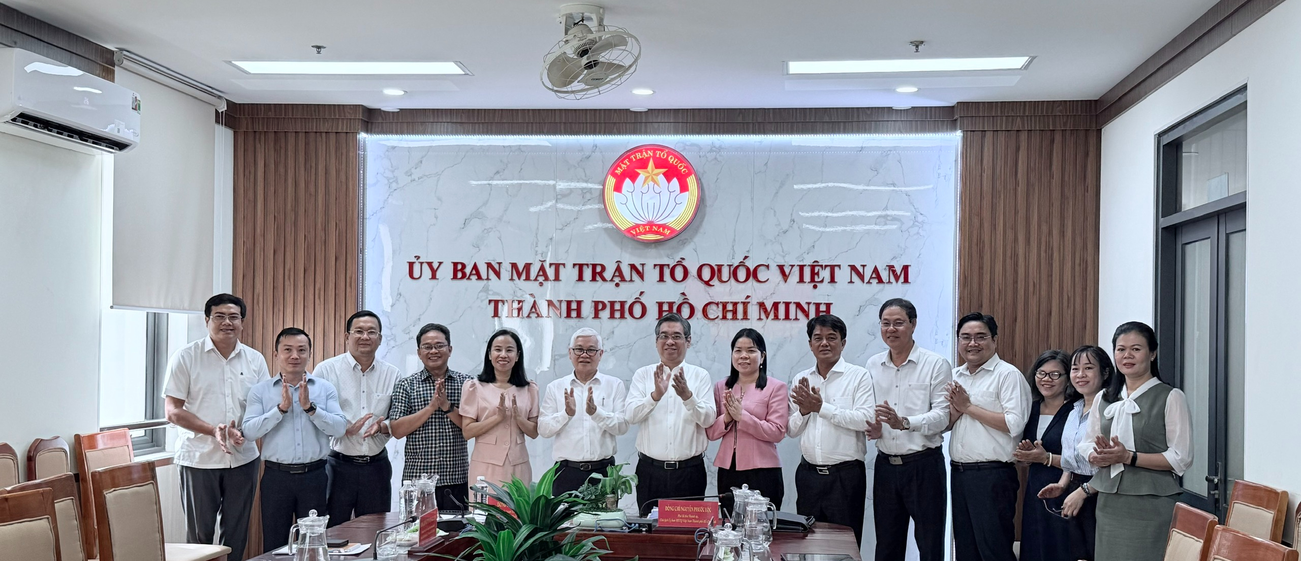 Phối hợp to&agrave;n diện, hiệu quả, v&igrave; hạnh ph&uacute;c c - Ảnh 1.