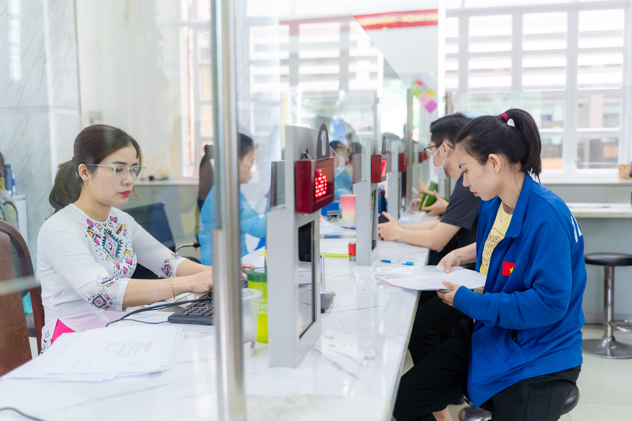 Ch&iacute;nh quyền địa phương 2 cấp tại TP HCM nhận phản hồi thế n&agrave;o sau 1 tuần vận h&agrave;nh?- Ảnh 8.