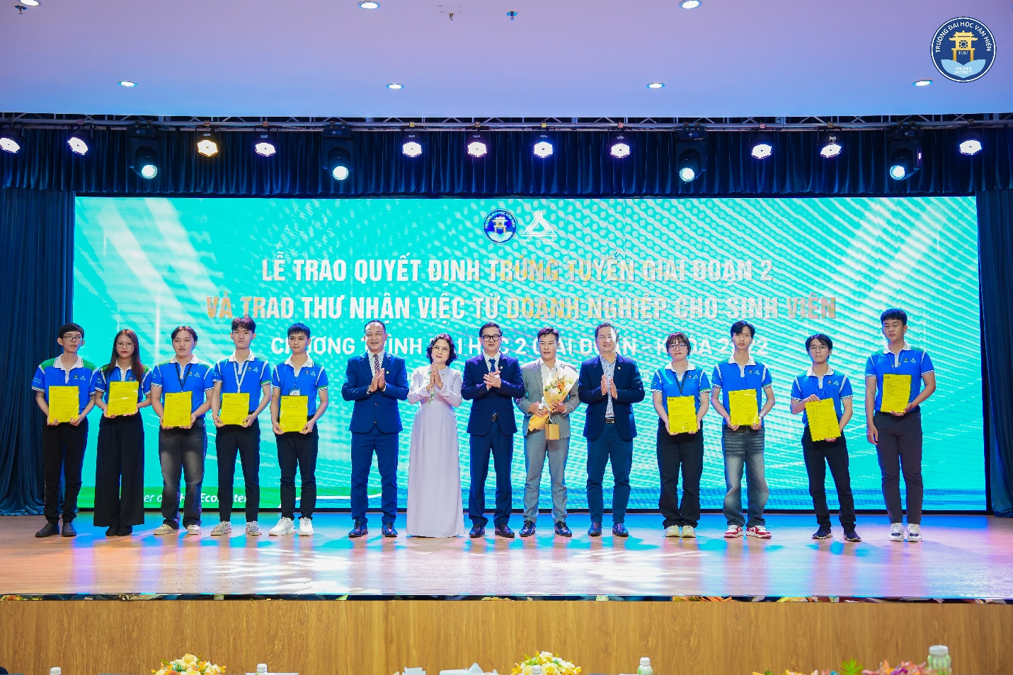 Trường ĐH Văn Hiến tổ chức “VHU JOB FAIR 2025 – Ngày hội việc làm”- Ảnh 5.
