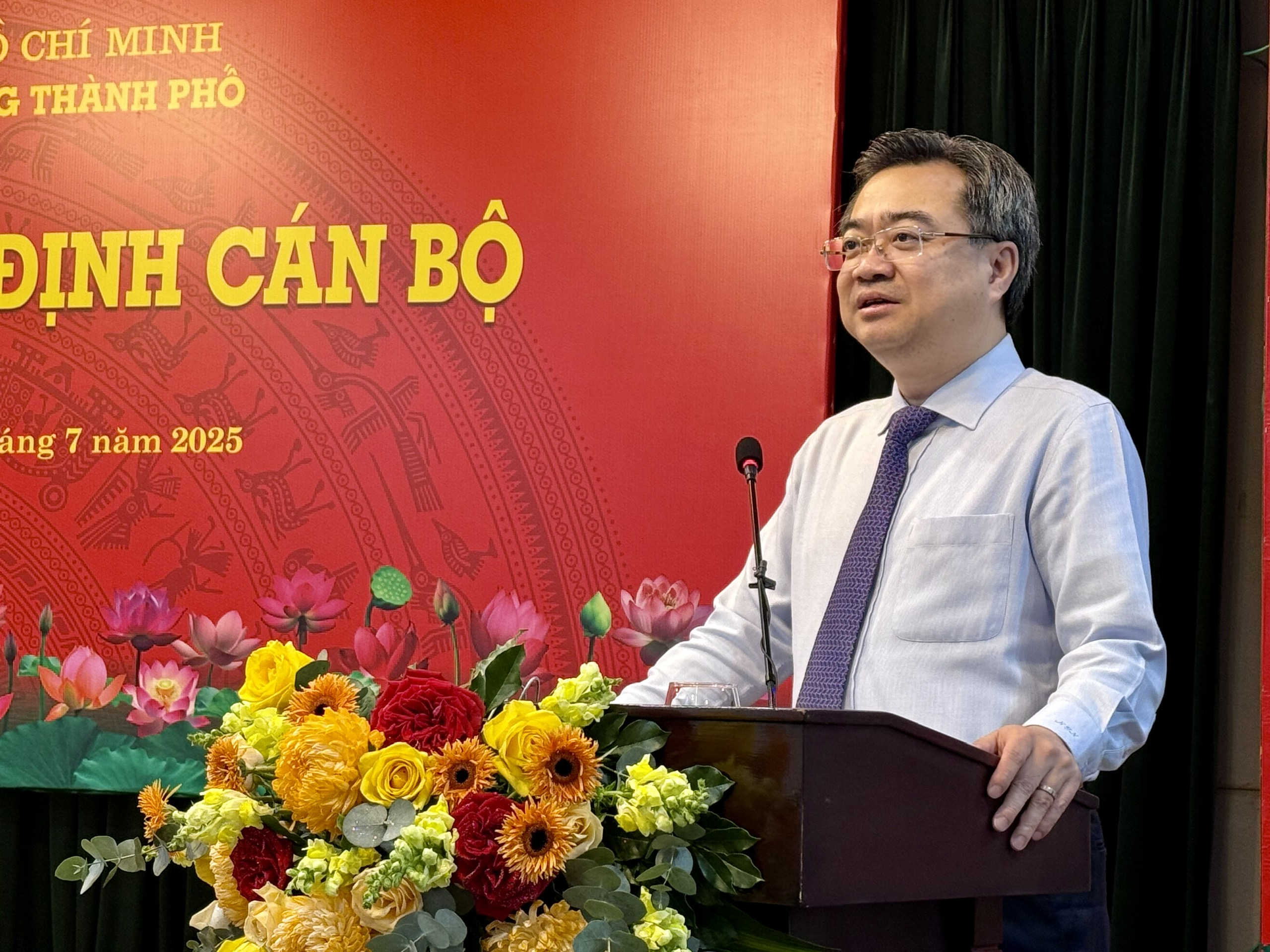 &Ocirc;ng Nguyễn Thanh Nghị: Kh&ocirc;ng lơ l&agrave;, bu&ocirc;ng lỏng l&atilde;nh đạo, chỉ đạo khi sắp xếp tổ chức bộ m&aacute;y - Ảnh 1.