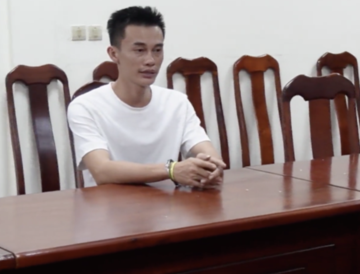 C&ocirc;ng an TP HCM truy n&atilde; Huỳnh Xu&acirc;n Vấn trong vụ lừa &aacute;n Phan C&ocirc;ng Khanh Supper - Ảnh 1.