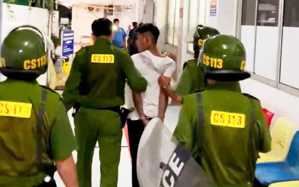 Công an bắt giữ đối tượng phê ma túy vô bệnh viện gây rối