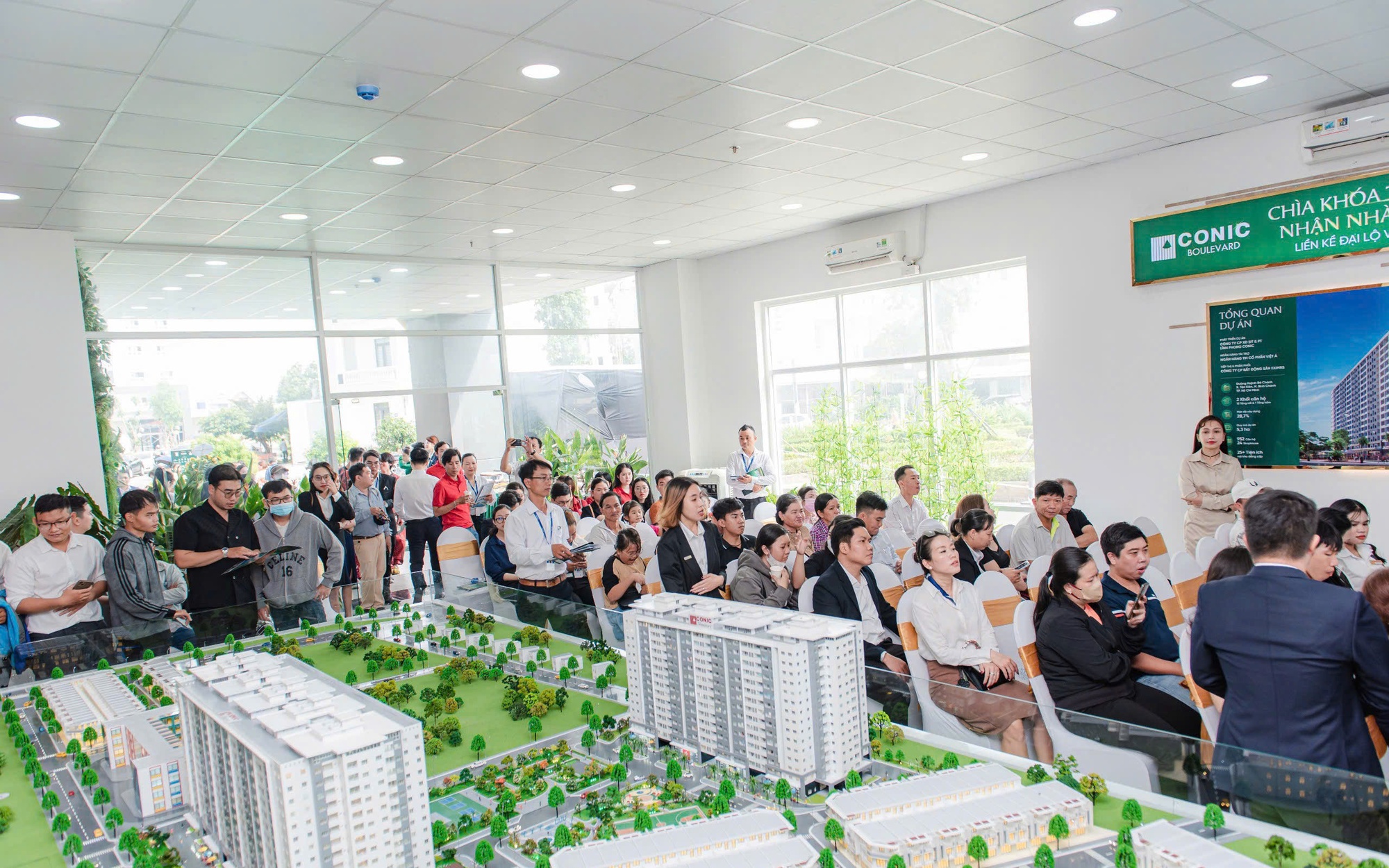 Cung - cầu căn hộ đều tăng đột biến
