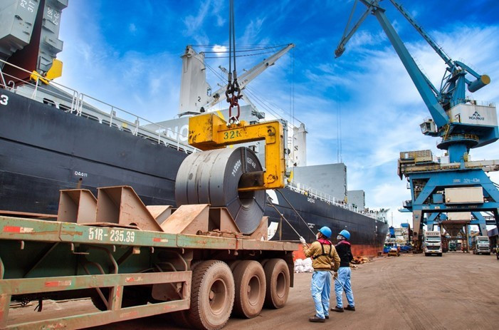Quảng Ng&atilde;i dẫn đầu cả nước về tăng trưởng kinh tế 6 th&aacute;ng đầu năm 2025- Ảnh 2.