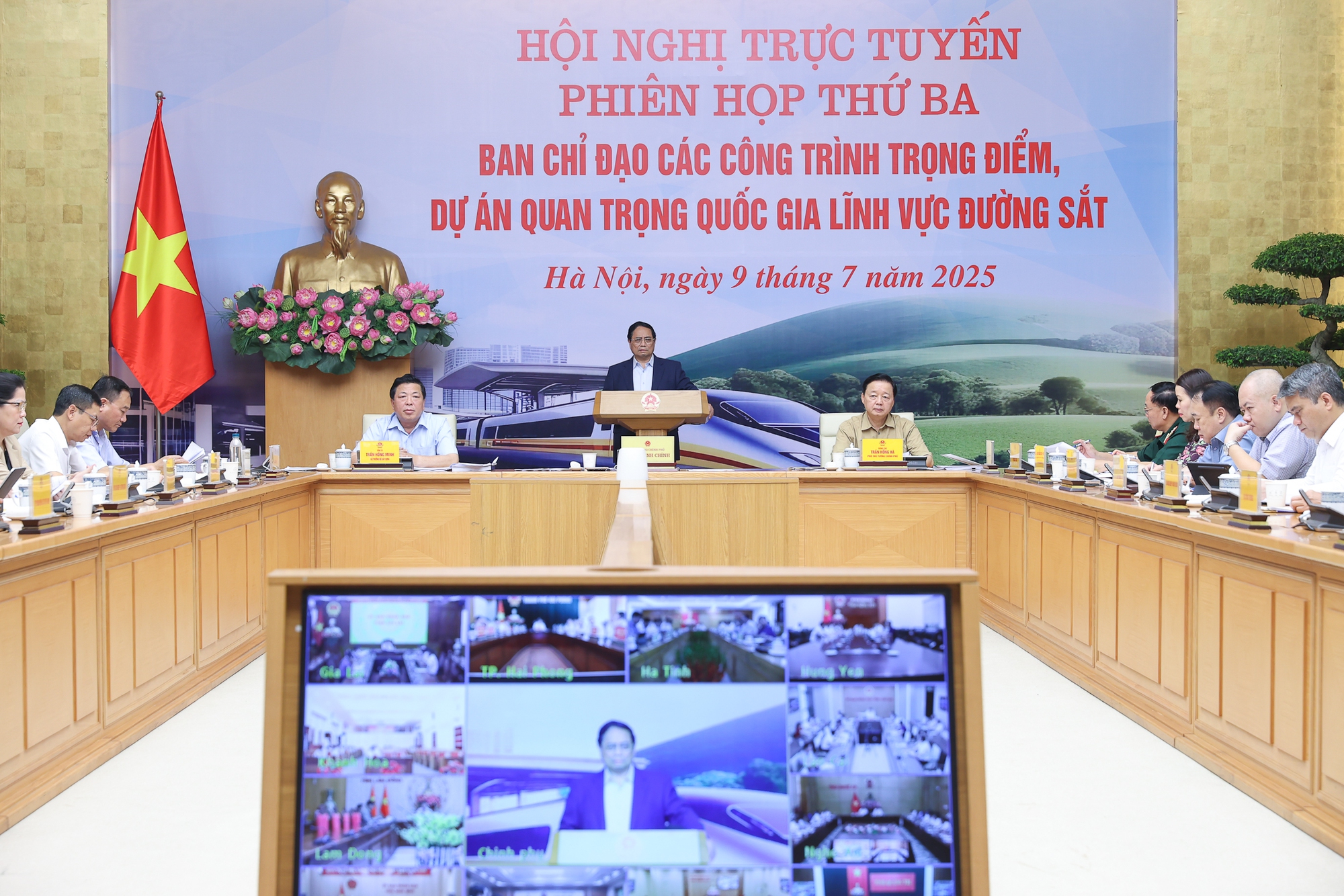 Thủ tướng Phạm Minh Chính chủ trì Hội nghị về các công trình, dự án đường sắt- Ảnh 1.