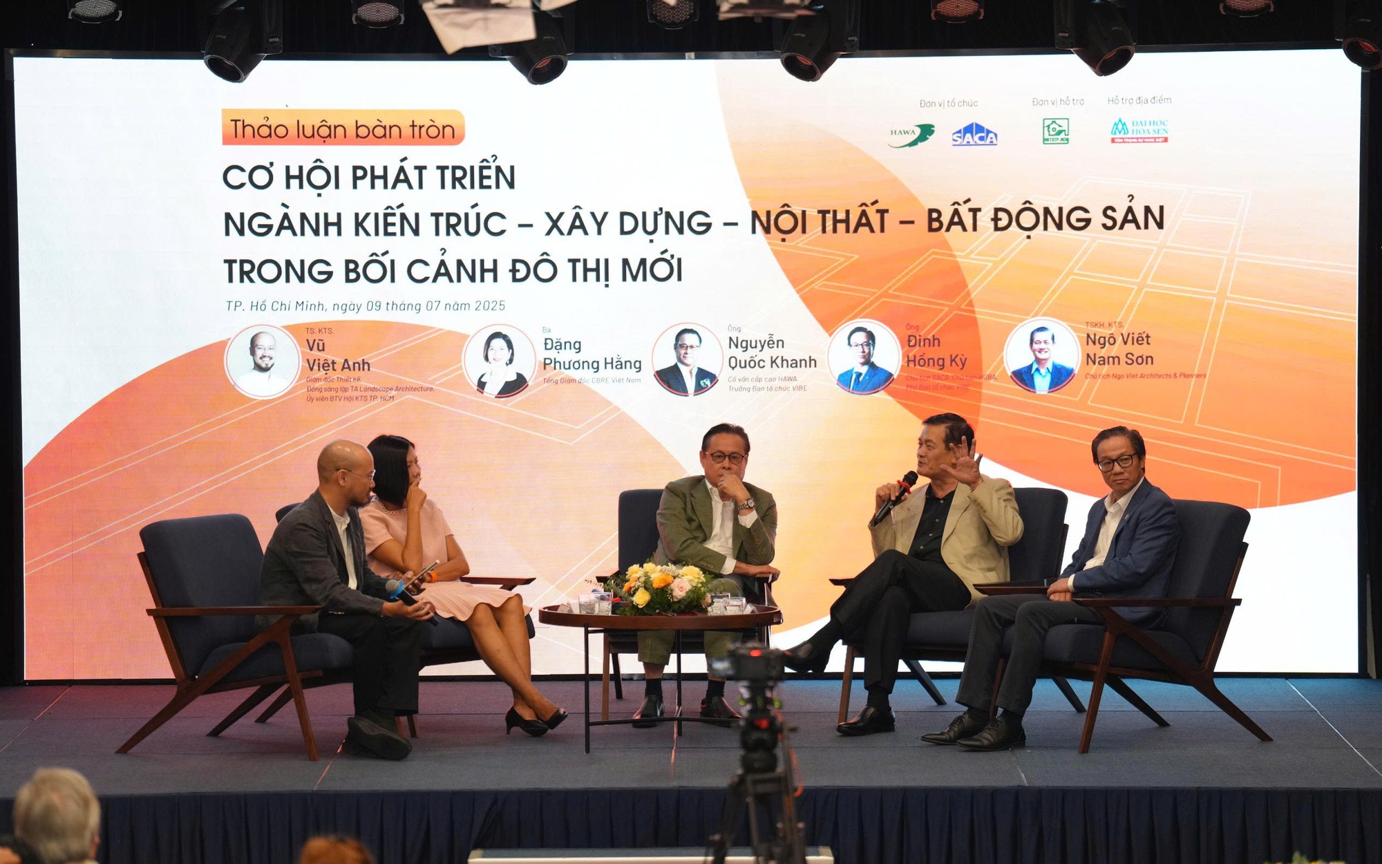 Sớm điều chỉnh quy hoạch TP HCM, đưa kinh tế biển và logistics bứt phá