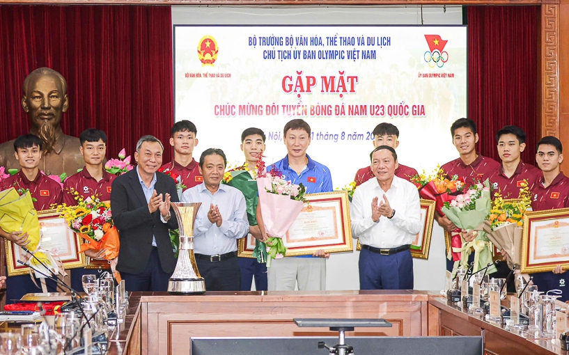 Thủ tướng tặng Bằng khen cho tập thể và các cá nhân đội U23 Việt Nam