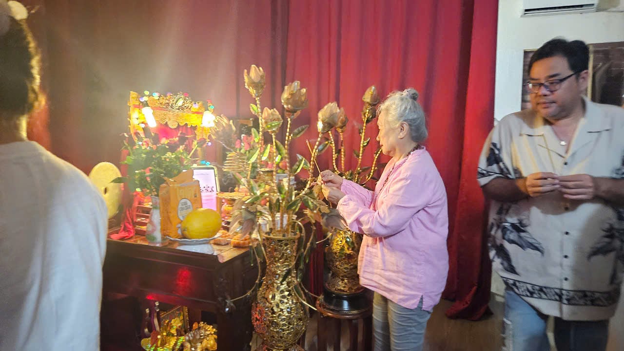 S&acirc;n khấu Hồng V&acirc;n khởi c&ocirc;ng vở "Người đ&agrave;n b&agrave; thất lạc" của Nh&agrave; văn Nguyễn Thị Minh Ngọc - Ảnh 3.