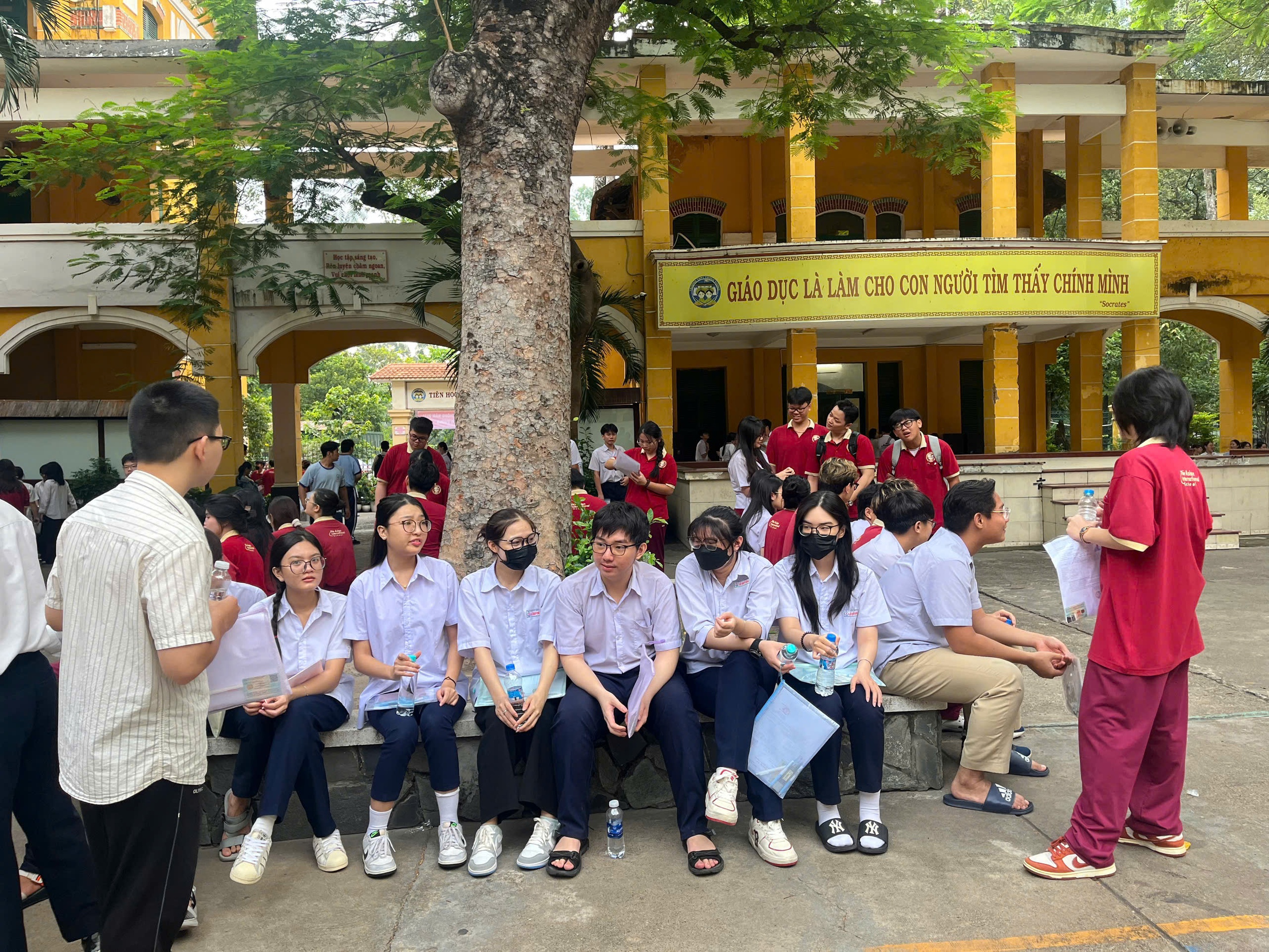 BHXH TP HCM hướng dẫn phụ huynh tra cứu BHYT cho con nhanh ch&oacute;ng v&agrave; dễ d&agrave;ng - Ảnh 1.